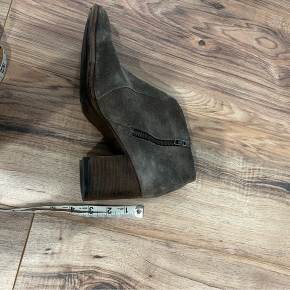 Frye Nora Zip Ankle Heeled Booties - Picture 7 of 14